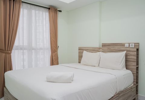 Bedroom Comfortable and Nice 1BR at Casa de Parco Apartment By Travelio