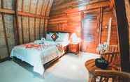 Kamar Tidur 4 Bali Cottage Lake View