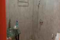 In-room Bathroom  Edotel K-One Mandalika Praya