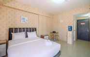 Bedroom 2 Homey Studio Apartment at Park View Condominium By Travelio