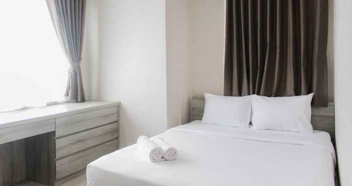 Kamar Tidur Stylish and Comfy Studio Apartment at B Residence By Travelio