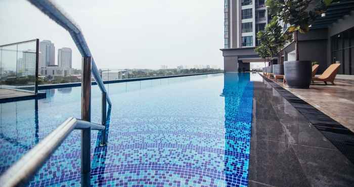 Kolam Renang SKS Pavillion Residences @ UHA 