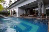 Swimming Pool Villa Adem Pakem