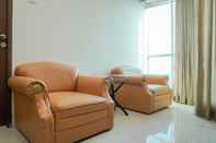 Ruang untuk Umum Simply and Cozy Living 1BR at Tifolia Apartment By Travelio