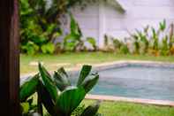 Kolam Renang Lou Lou House