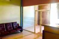 Lobby Homestay Badak