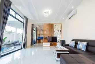 Lobi 4 Palm 29 Pool Villa Vung Tau