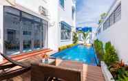 Swimming Pool 3 Palm 11 Pool Villa Vung Tau