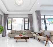 Common Space 6 Palm 10 Pool Villa Vung Tau