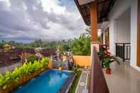 Swimming Pool Umah Odah Guest House