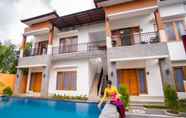 Swimming Pool 4 Umah Odah Guest House