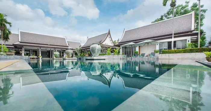 Kolam Renang Oasis Villa Pattaya