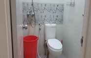 Toilet Kamar 5 Full House 2 BR at Emerald Villa G9 Batu Malang