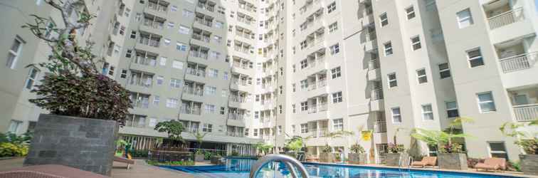 Lobi Clean and Homey 1BR Apartment at Parahyangan Residence By Travelio