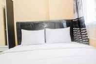 Bedroom Comfy 2BR Apartement at Mutiara Bekasi By Travelio