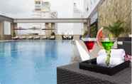 Swimming Pool 3 Tony Luxury Apartment - Venue Stay