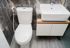 In-room Bathroom 3 Cozy and Minimalist Studio Apartment at Tuscany Residences By Travelio