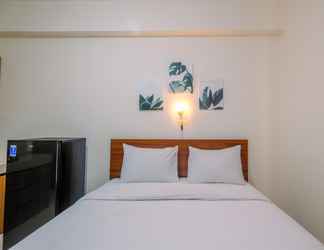 Kamar Tidur 2 Comfy Studio near The Jungle Waterpark at Bogorienze Apartment By Travelio