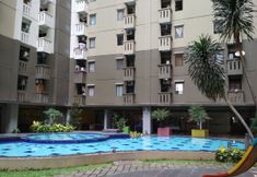 Exterior 7 Deluxe & Spacious 2BR Gateway Ahmad Yani Cicadas Apartment By Travelio