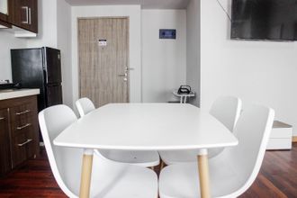 Ruang Umum 4 Gorgeous & Modern 2BR Apartment at Newton Residence By Travelio