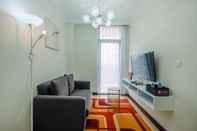 Common Space Comfy 1BR at Permata Hijau Suites Apartment with City View By Travelio