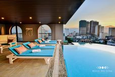 酒吧、咖啡厅和休息室 Hotel Del Luna