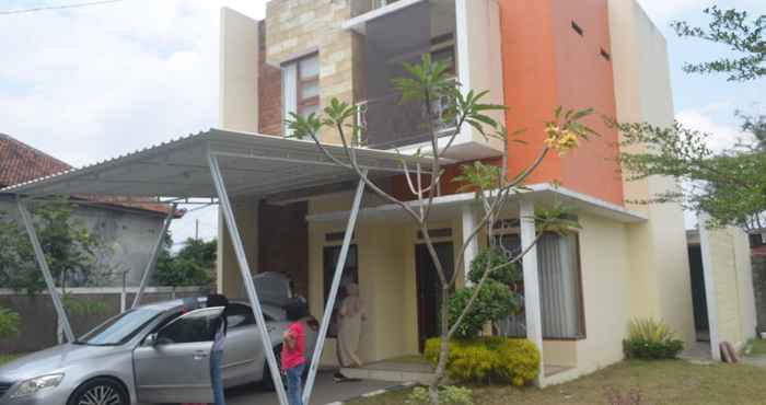 Luar Bangunan Sakinah Family 4BR Homestay