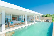 スイミングプール Deep Blue Villa Bali