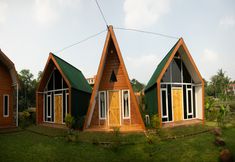 Bên ngoài 2 GSV Cottage Sharia