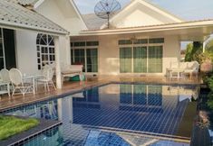 Kolam Renang 3 Mountain View Pool Villa