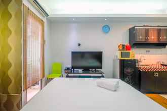 Common Space 4 Minimalist and Comfy Studio at Pakubuwono Terrace Apartment By Travelio