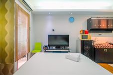 公共空間 Minimalist and Comfy Studio at Pakubuwono Terrace Apartment By Travelio