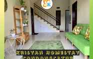 Lobi 3 Krisyan Homestay