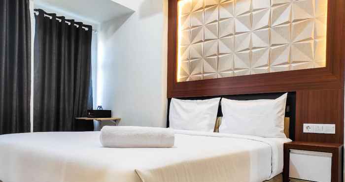 Bedroom Comfy and Homey Studio at Vida View Makasar Apartment By Travelio