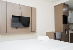 Common Space 5 Comfact and Homey Studio at Medina Apartment By Travelio