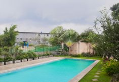 Swimming Pool 4 Comfact and Homey Studio at Medina Apartment By Travelio
