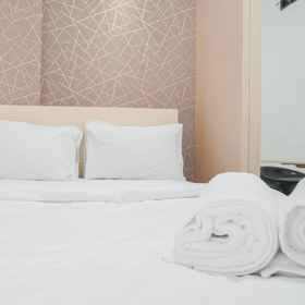 Bedroom 1 Cozy Stay near Shopping Center at 2BR Green Pramuka Apartment By Travelio, Kantor Garuda Mas Pulo Gadung Hotels