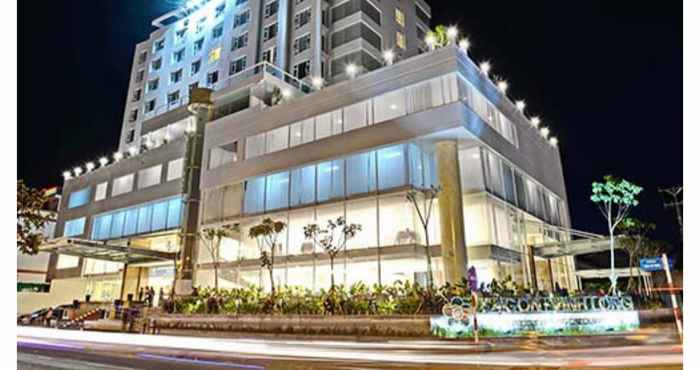 Bên ngoài Sai Gon Vinh Long Hotel