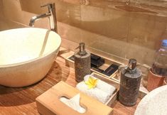 Bilik Mandi dalam Bilik 6 La Berceuse Villas