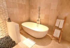 Bilik Mandi dalam Bilik 5 La Berceuse Villas