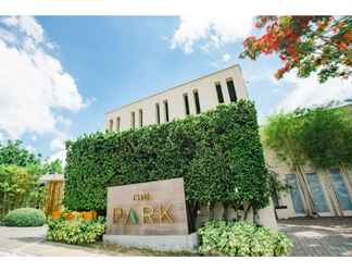 Exterior 2 The Park Silang