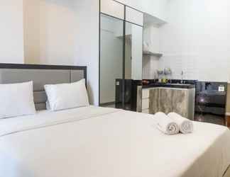 Kamar Tidur 2 Modern Luxurious Studio at Anderson Supermall Mansion Apartment By Travelio
