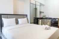 Bedroom Modern Luxurious Studio at Anderson Supermall Mansion Apartment By Travelio