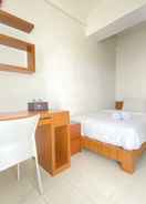 BEDROOM Scenic and Comfy Studio Apartment Easton Park Residence Jatinangor By Travelio