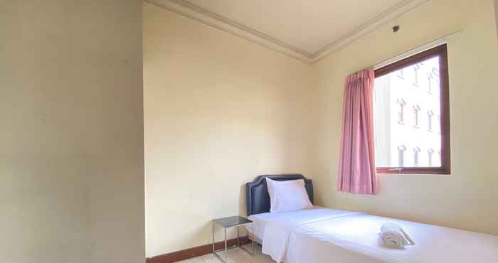 Kamar Tidur Simply and Cozy 2BR at Majesty Apartment By Travelio