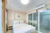 Bedroom Brand New Lux 1BR Gateway Pasteur Apartment By Travelio