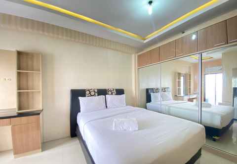 Bedroom Simply and Cozy 3BR Apartment at Gateway Ahmad Yani Cicadas By Travelio