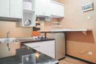 Lobi Comfortable and Tidy 1BR at Nifarro Park Apartment By Travelio