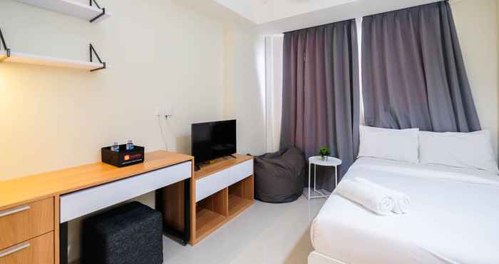 Bedroom Nice and New Studio at Evenciio Margonda Apartment By Travelio