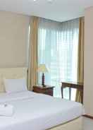 BEDROOM Strategic and Spacious 3BR at Thamrin Executive Apartment By Travelio